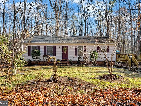 3rd image of 18 Winslow Rd