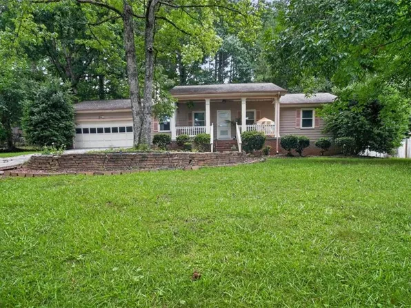 8198 Rockbridge Rd, Lithonia, GA 30058