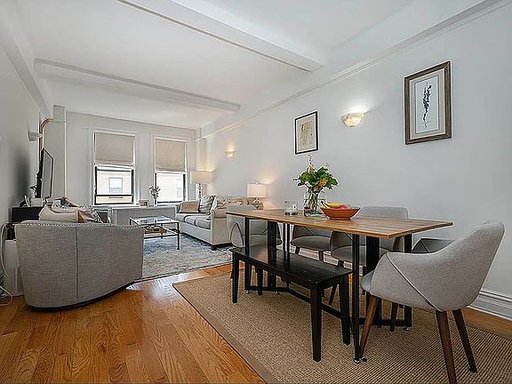 3rd image of 205 W 88th St APT 4C