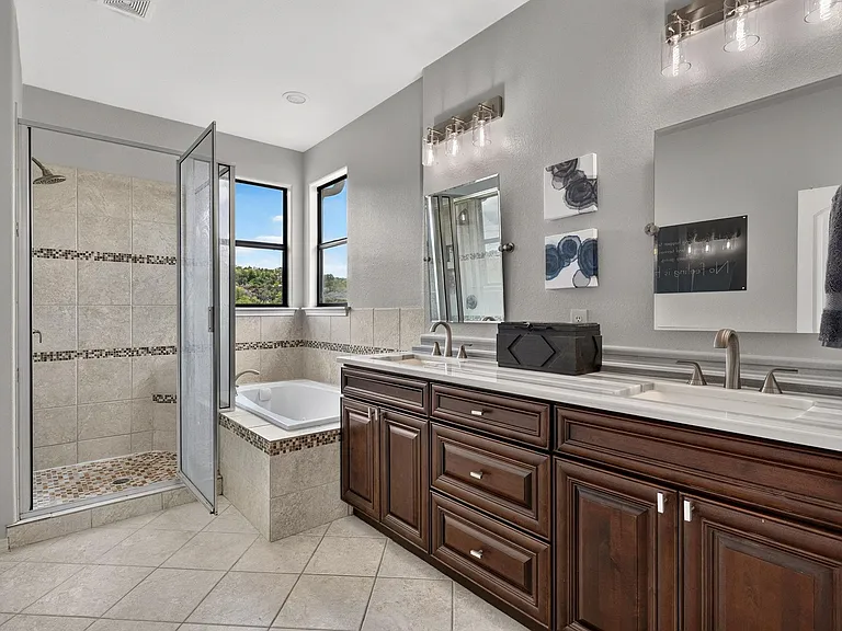 2801 Manitou Dr — Photo 17