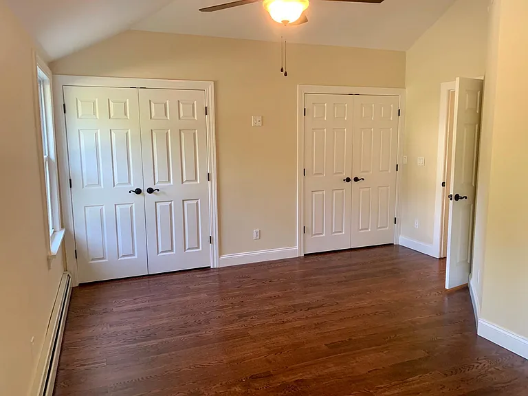 250 Oakland Ave — Photo 4