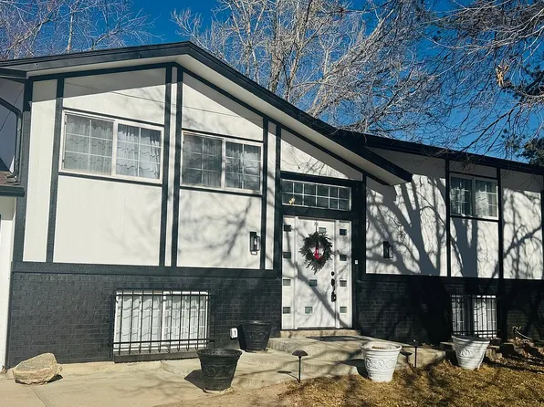 12147 Hawaii Dr, Aurora, CO 80012