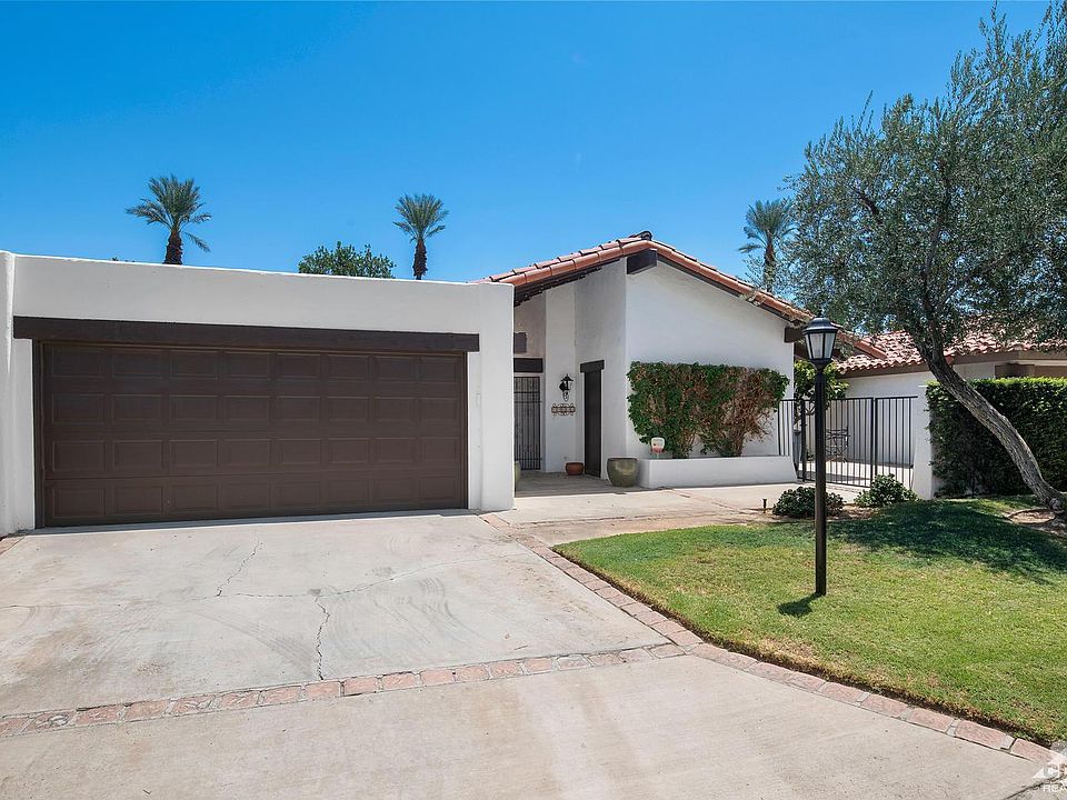 1st image of 49614 Avila Dr