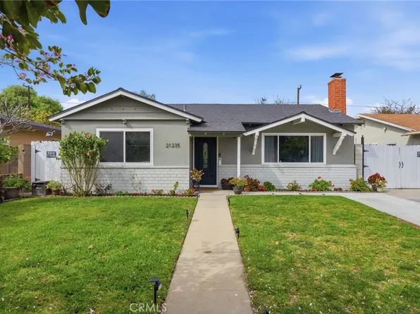 21235 Oakfort Ave, Carson, CA 90745