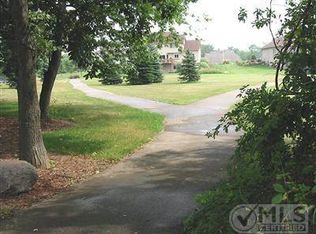 274 Queens Ct, Battle Creek, MI 49015