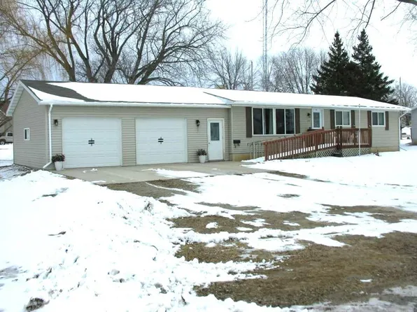 103 State St, Osage, IA 50461