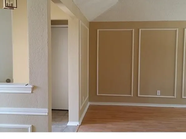 7213 Colgate Ln, Rowlett, TX 75088