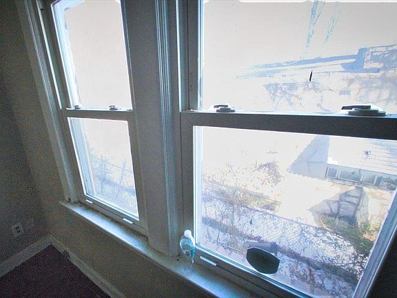 5th image of 3023 Capehart Dr