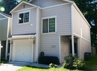 2023 NE Green Glen Ln, Bremerton, WA 98311