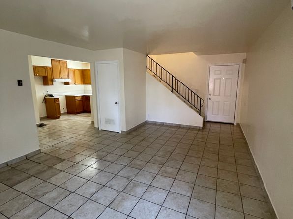 4979 Auburn Dr #1