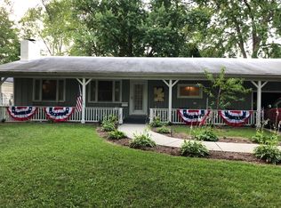 1635 Governor St, Springfield, IL 62704