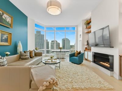 1 Franklin St UNIT 3705, Boston, MA, 02110