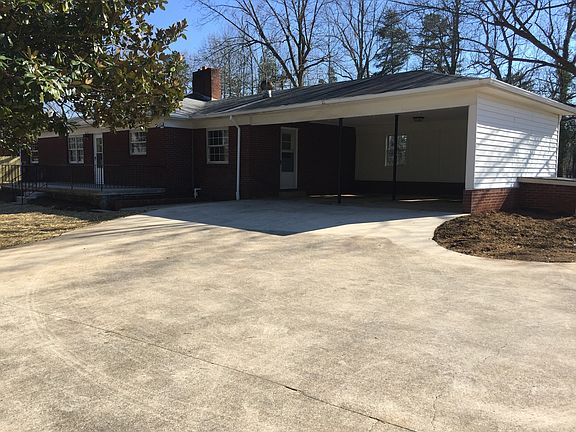 3rd image of 2935 Highland Ave NE