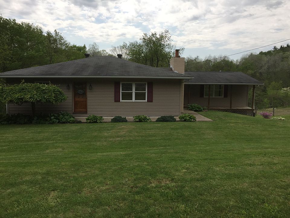 Welcome home to 10809 sr 45!