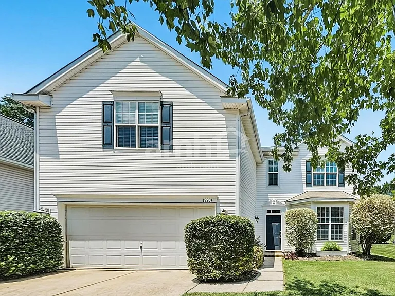 15907 Circlegreen Dr — Photo 1