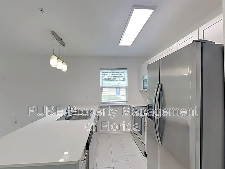 710 NE 4th St #101 — Photo 6