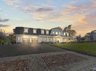 630 Mountain Ave, Wyckoff, NJ 07481