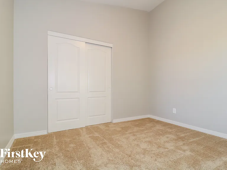 22938 W Yavapai St — Photo 8