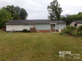 4219 W Tyvola Rd, Charlotte, NC 28208