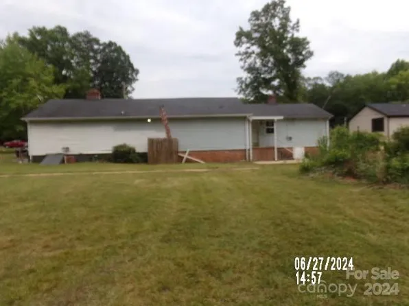 4219 W Tyvola Rd, Charlotte, NC 28208