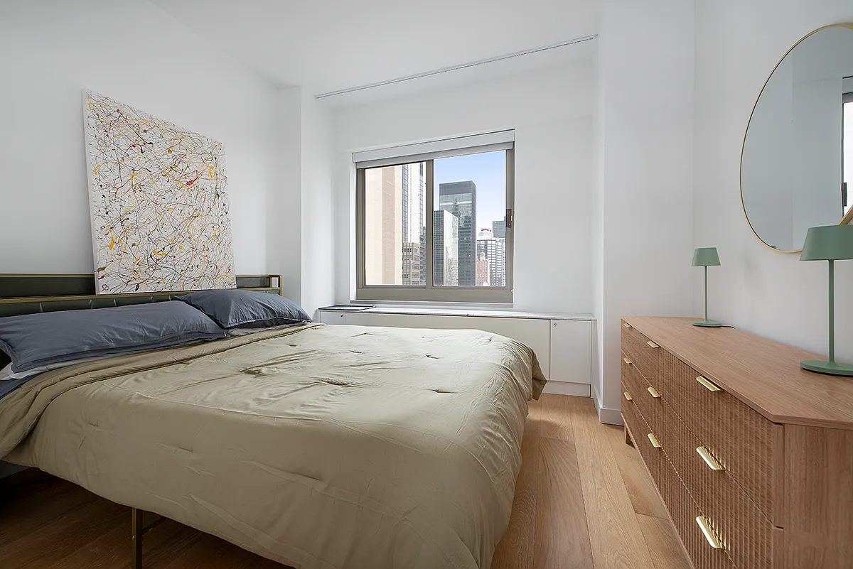 234 East 46th Street — Photo 3