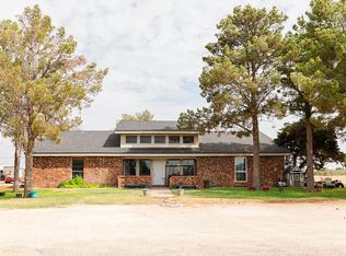 208 Robbie Rd, Crane, TX 79731