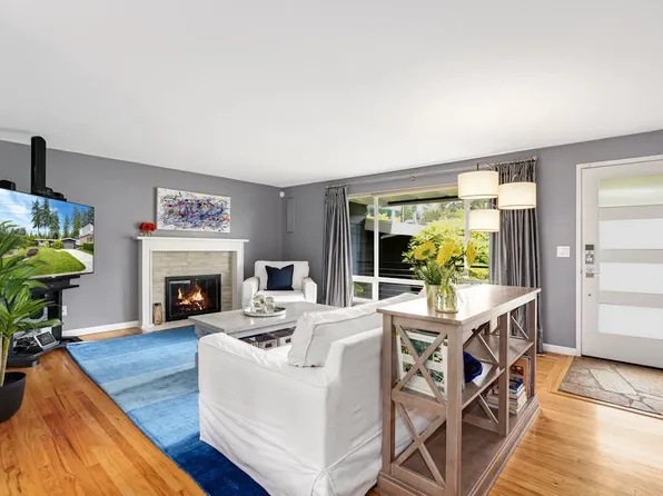 2414 158th Ave SE, Bellevue, WA 98008
