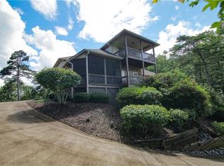 614 Quail Ridge Blvd, Lake Lure, NC 28746