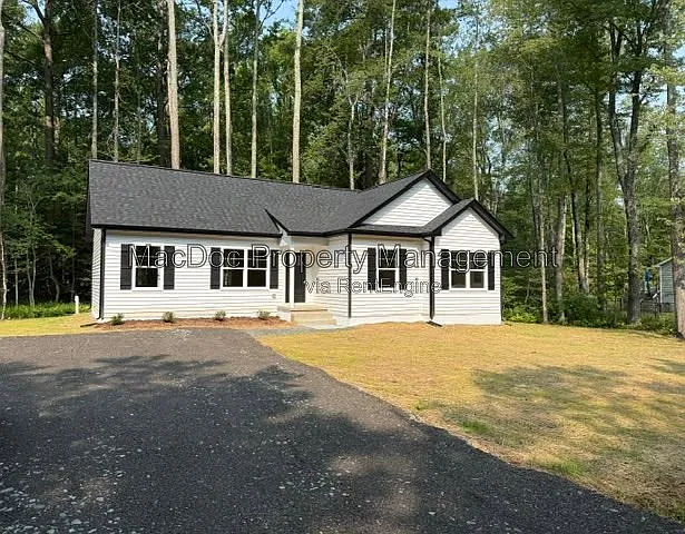 387 Forest Grove Rd — Photo 1