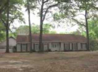 129 Robin Hill Dr, Americus, GA 31719