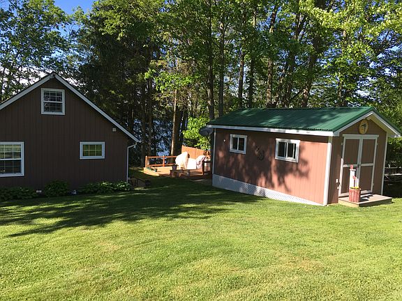 3rd image of 8172 Lakeshore Dr