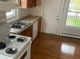 98 Central St #1, Westbrook, ME 04092