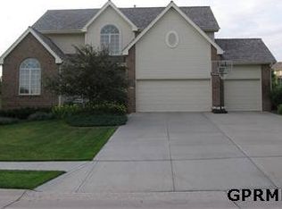 2410 S 186th Cres, Omaha, NE 68130