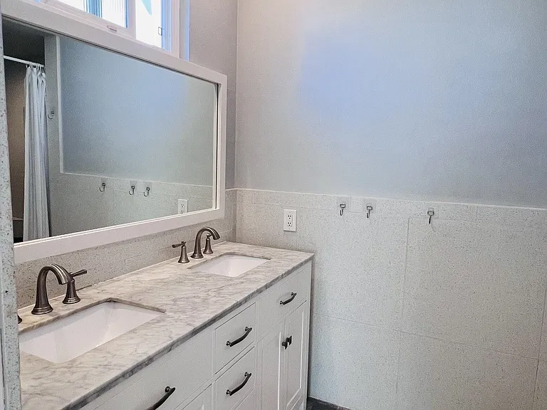 42 Mann St — Photo 14