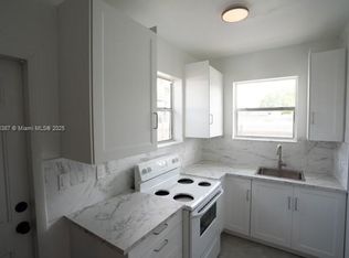 2717 NW 22nd Ct, Miami, FL 33142