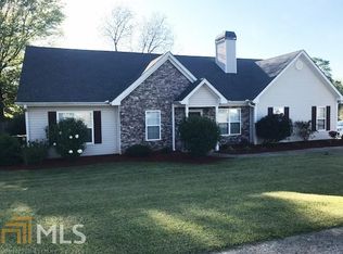 100 Pecan Ct, Fayetteville, GA 30215