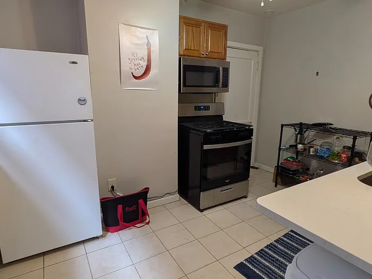 2332 Eldridge St #1 — Photo 14