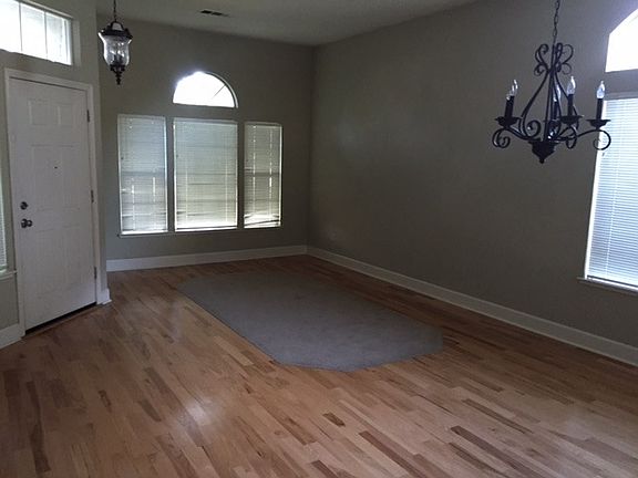 3rd image of 9025 Hooded Crane Ct