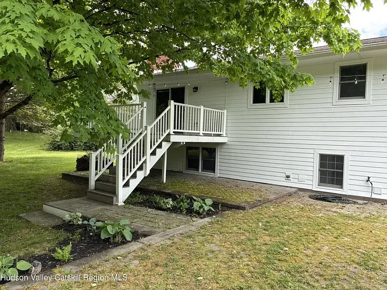 50 Pleasantview Dr — Photo 28