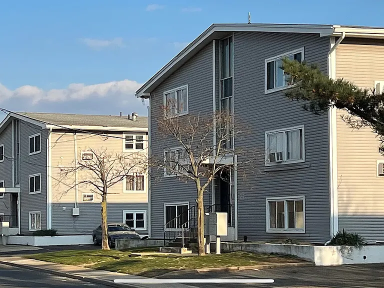 544 Beachway #A2 — Photo 6