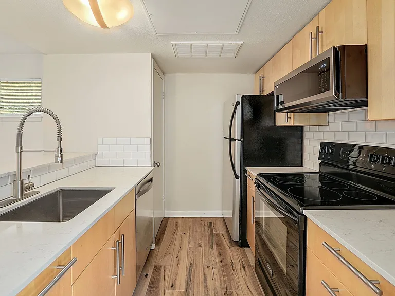4708 Depew Ave #3 — Photo 7