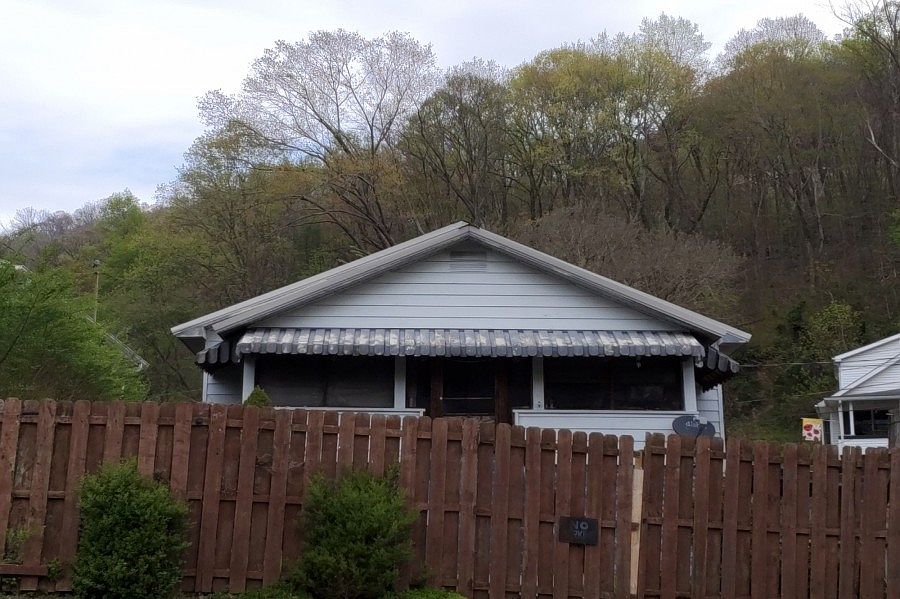 1st image of 121 Dry Branch Dr