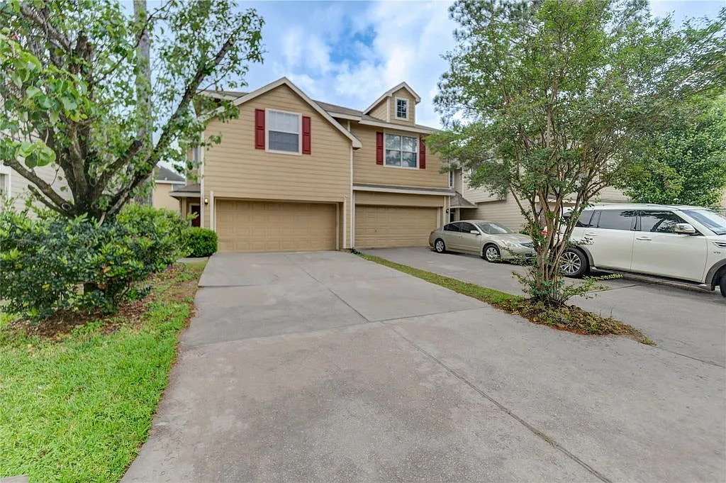 3 bed, 2.5 bath, 1701 sqft, $1,750 — Photo 1