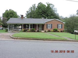 112 Robindell Ct, Danville, VA 24541