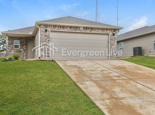 2092 Dandelion Dr, Benton, AR 72019