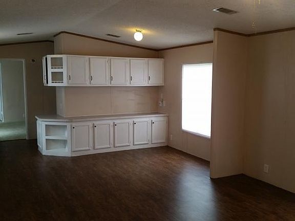 3rd image of 26635 Santa Fe Dr