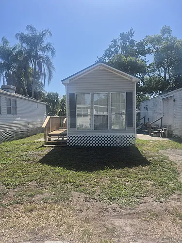 5318 Edgewater Dr Photo 1