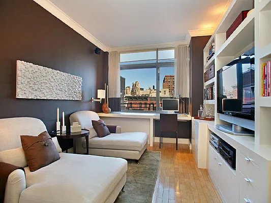 Sold by Sotheby's International Realty | media 19