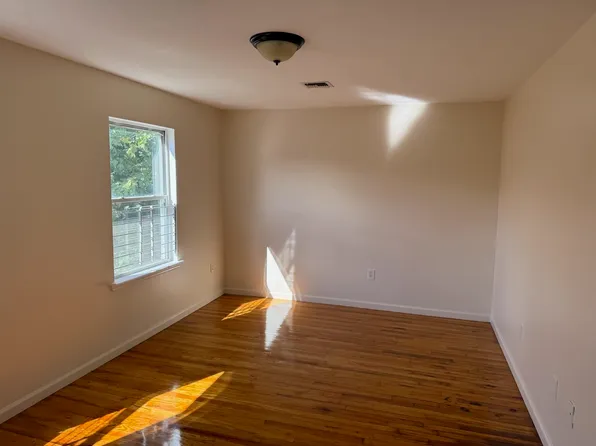 99 Fulton Avenue image 5 of 15