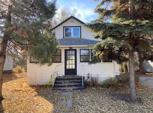 622 E 7th Ave, Redfield, SD 57469